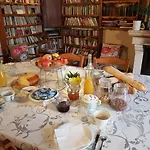 Les Roberderies בית הארחה