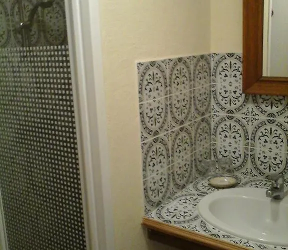 Гостевой дом Les Roberderies Broc