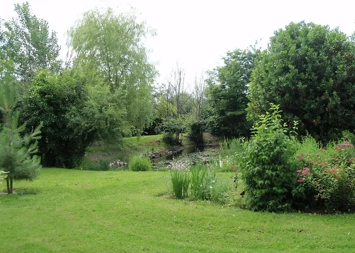 게스트하우스 Les Roberderies